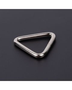 50 - 1 Inch Welded Triangle Rings